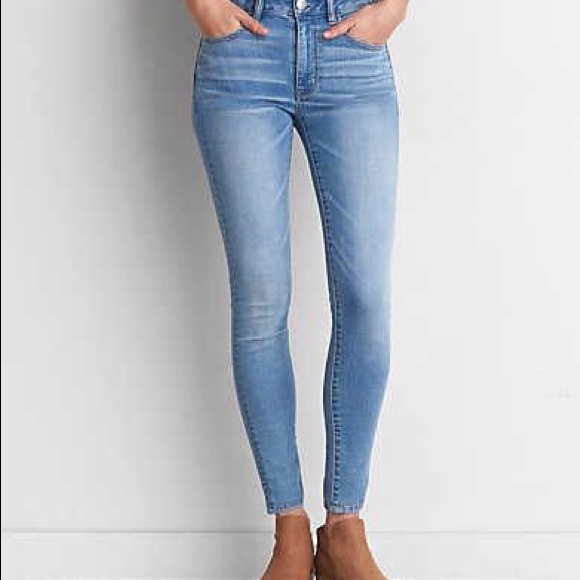 aeropostale light wash jeans